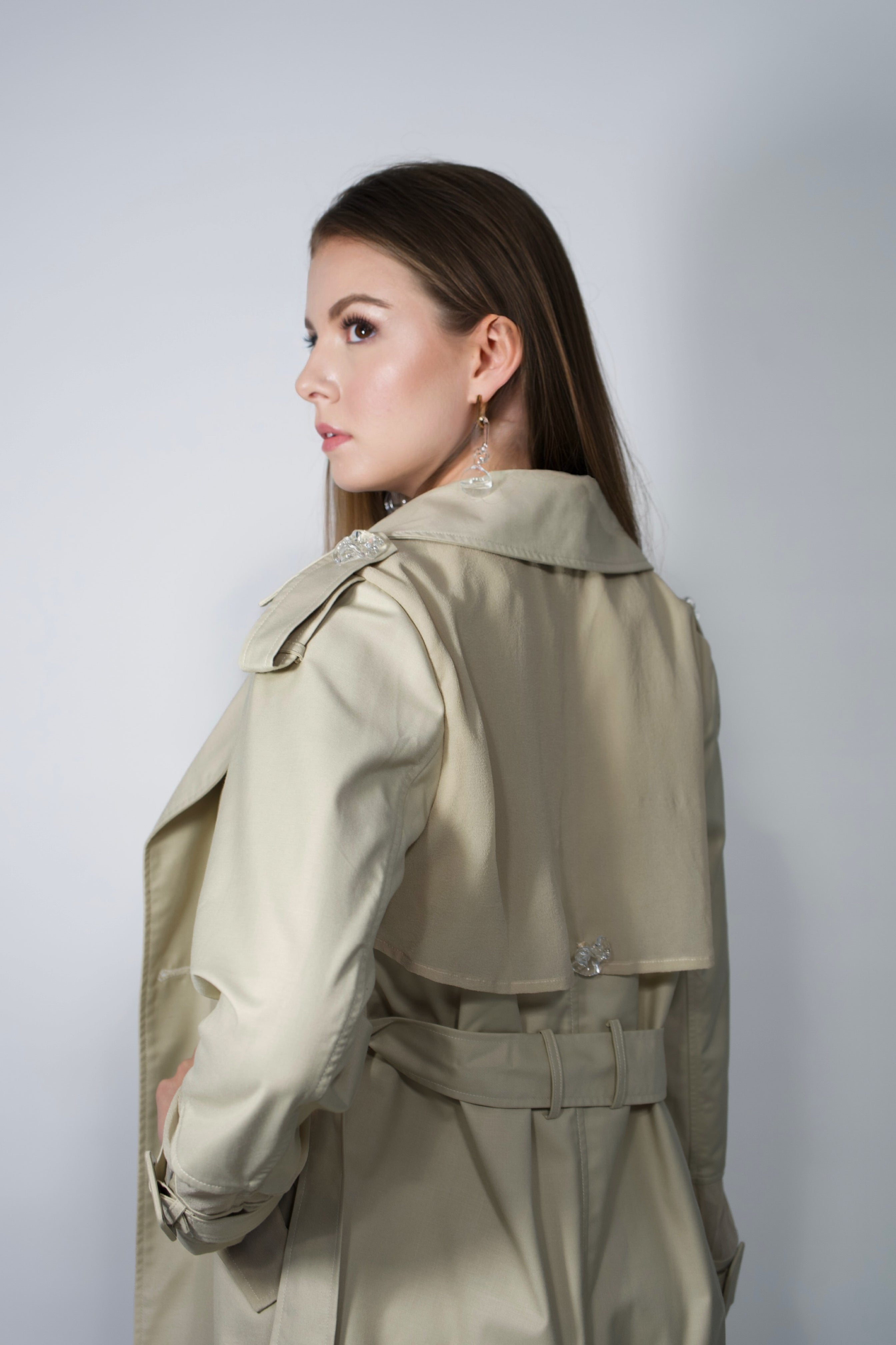 TOVA - TRENCH